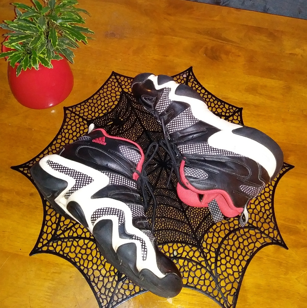 🕸️ADIDAS sneakers